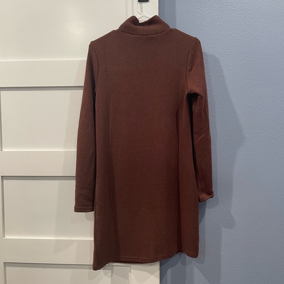 ☀️NWT Walter Baker Harlow Dress - Picture 3 of 6